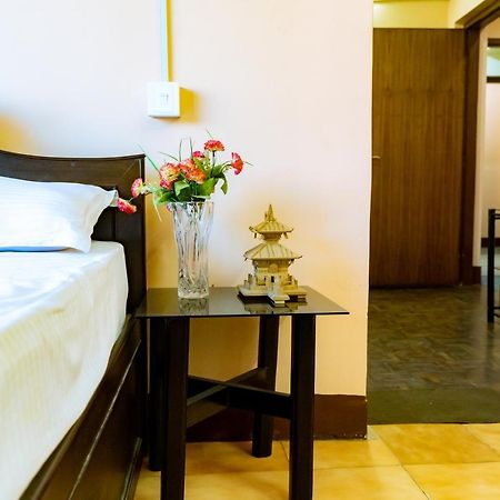 Kbb Hotel And Apartments Hosted By Hostmandu Lalitpur Екстер'єр фото