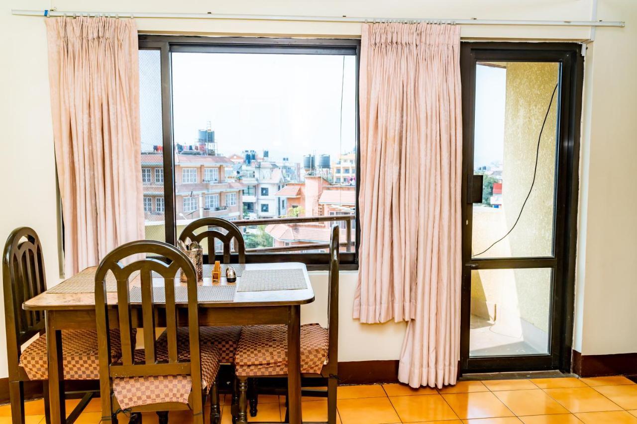 Kbb Hotel And Apartments Hosted By Hostmandu Lalitpur Екстер'єр фото