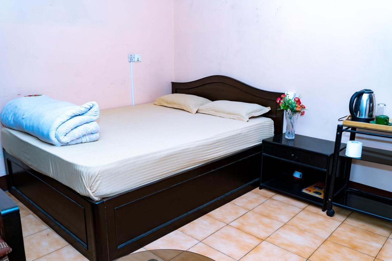 Kbb Hotel And Apartments Hosted By Hostmandu Lalitpur Екстер'єр фото