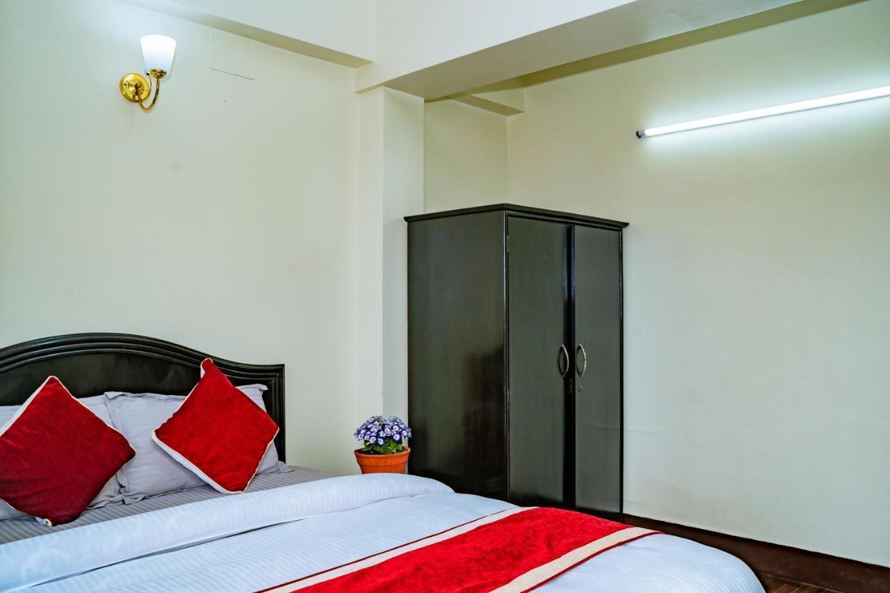 Kbb Hotel And Apartments Hosted By Hostmandu Lalitpur Екстер'єр фото