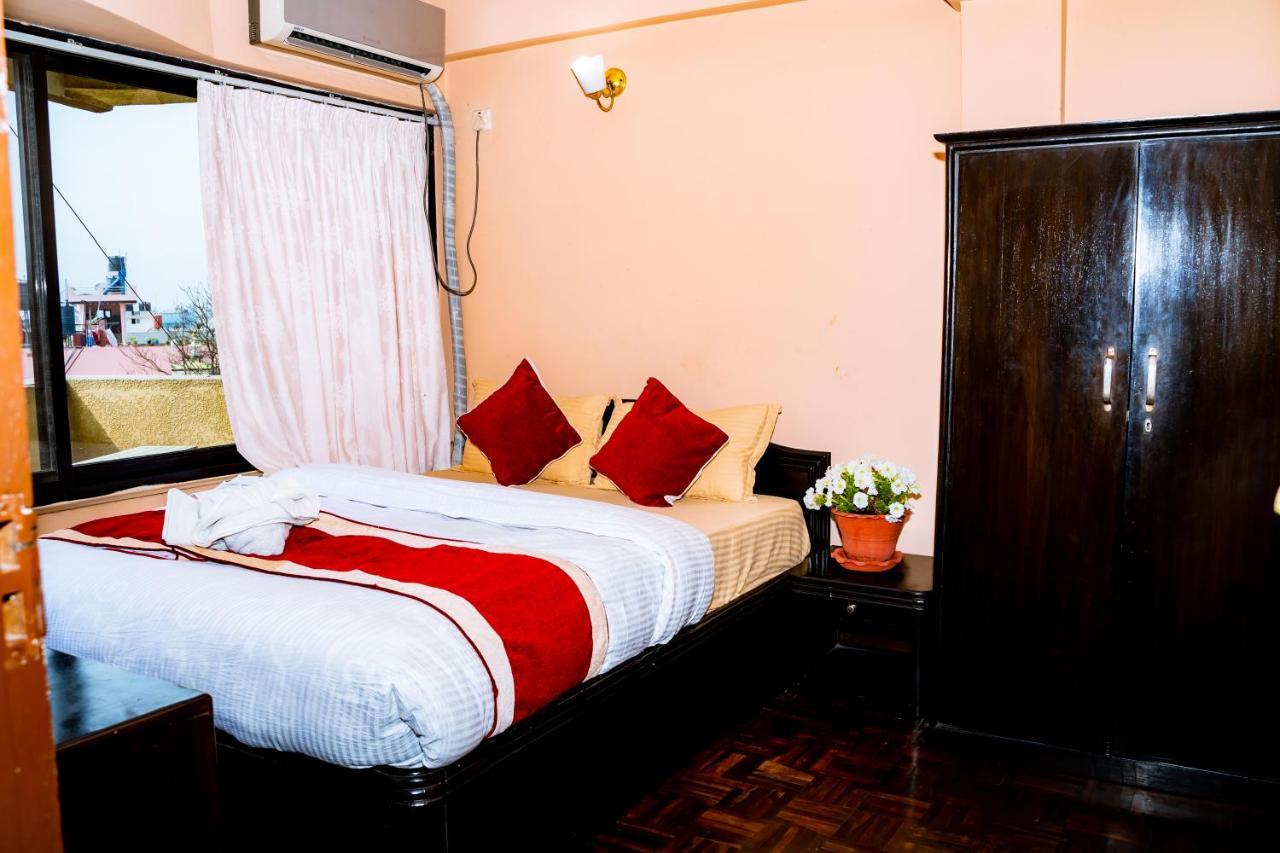 Kbb Hotel And Apartments Hosted By Hostmandu Lalitpur Екстер'єр фото