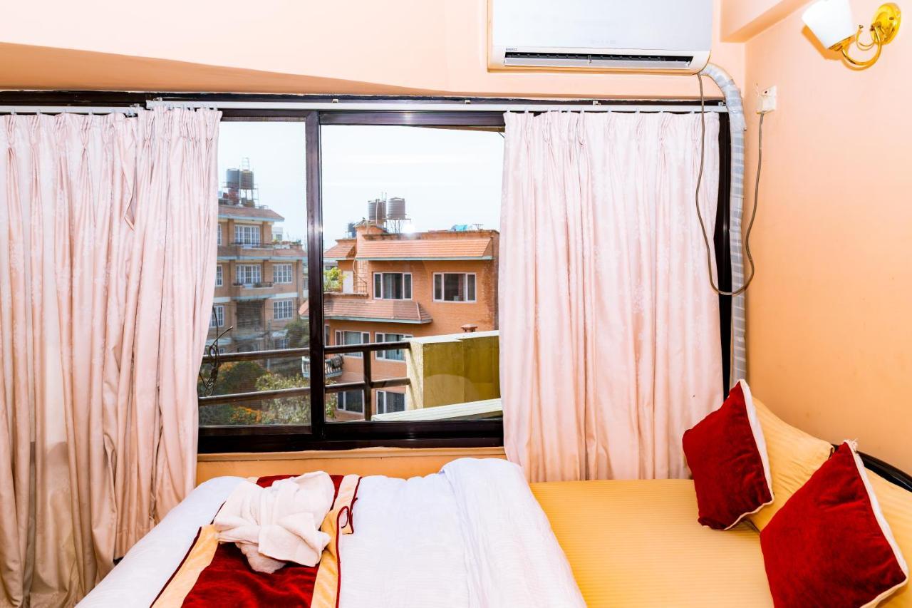 Kbb Hotel And Apartments Hosted By Hostmandu Lalitpur Екстер'єр фото