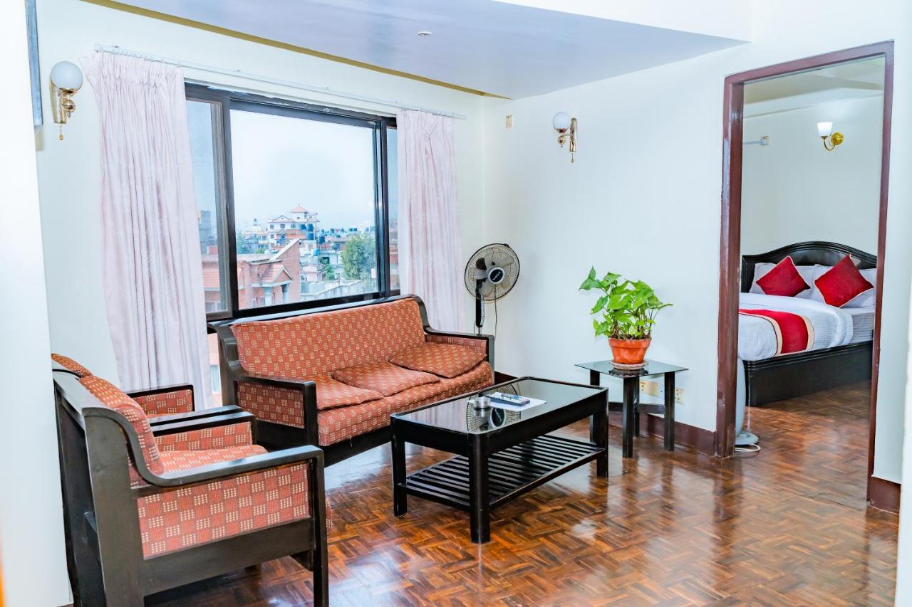 Kbb Hotel And Apartments Hosted By Hostmandu Lalitpur Екстер'єр фото