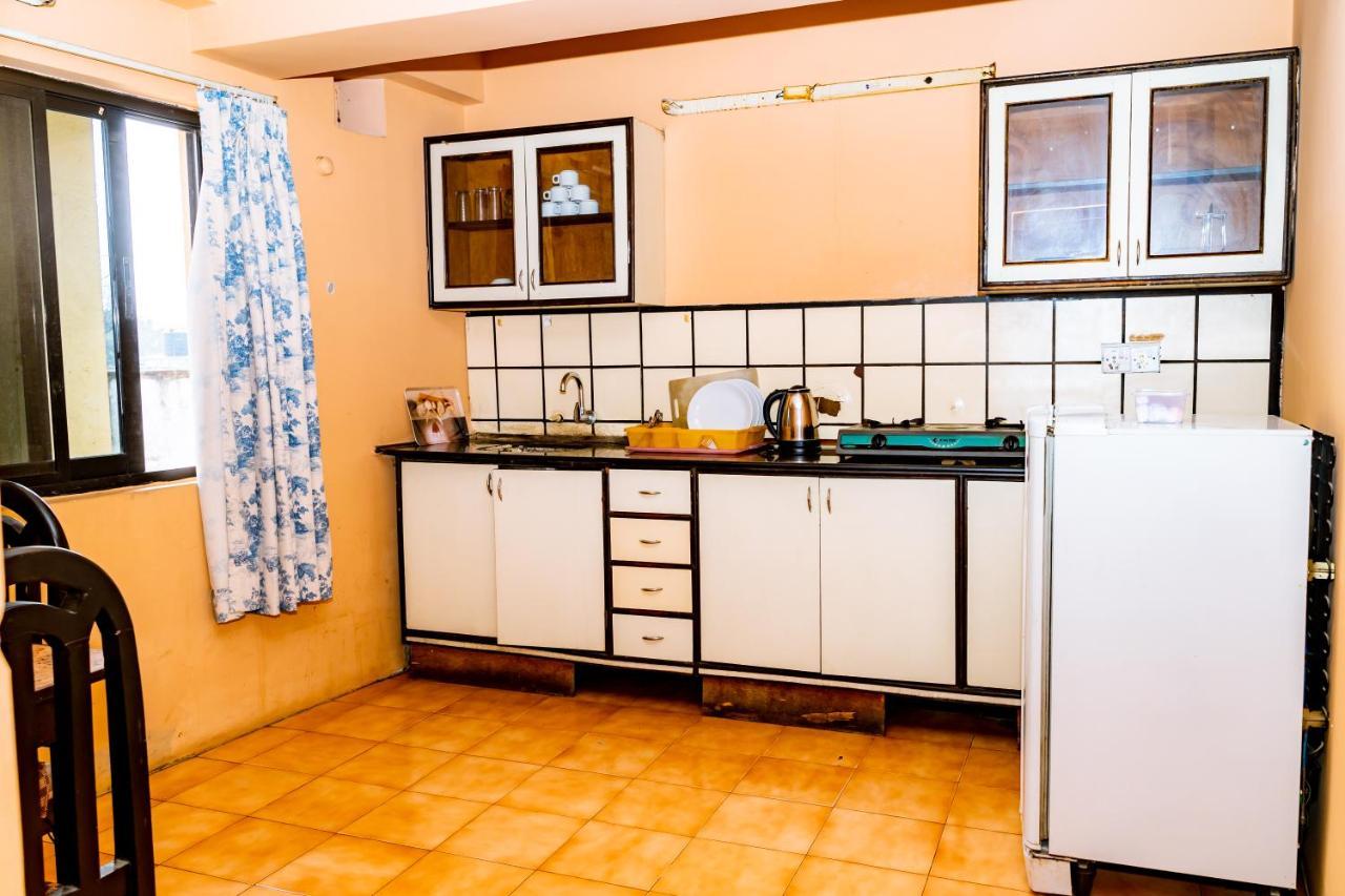 Kbb Hotel And Apartments Hosted By Hostmandu Lalitpur Екстер'єр фото