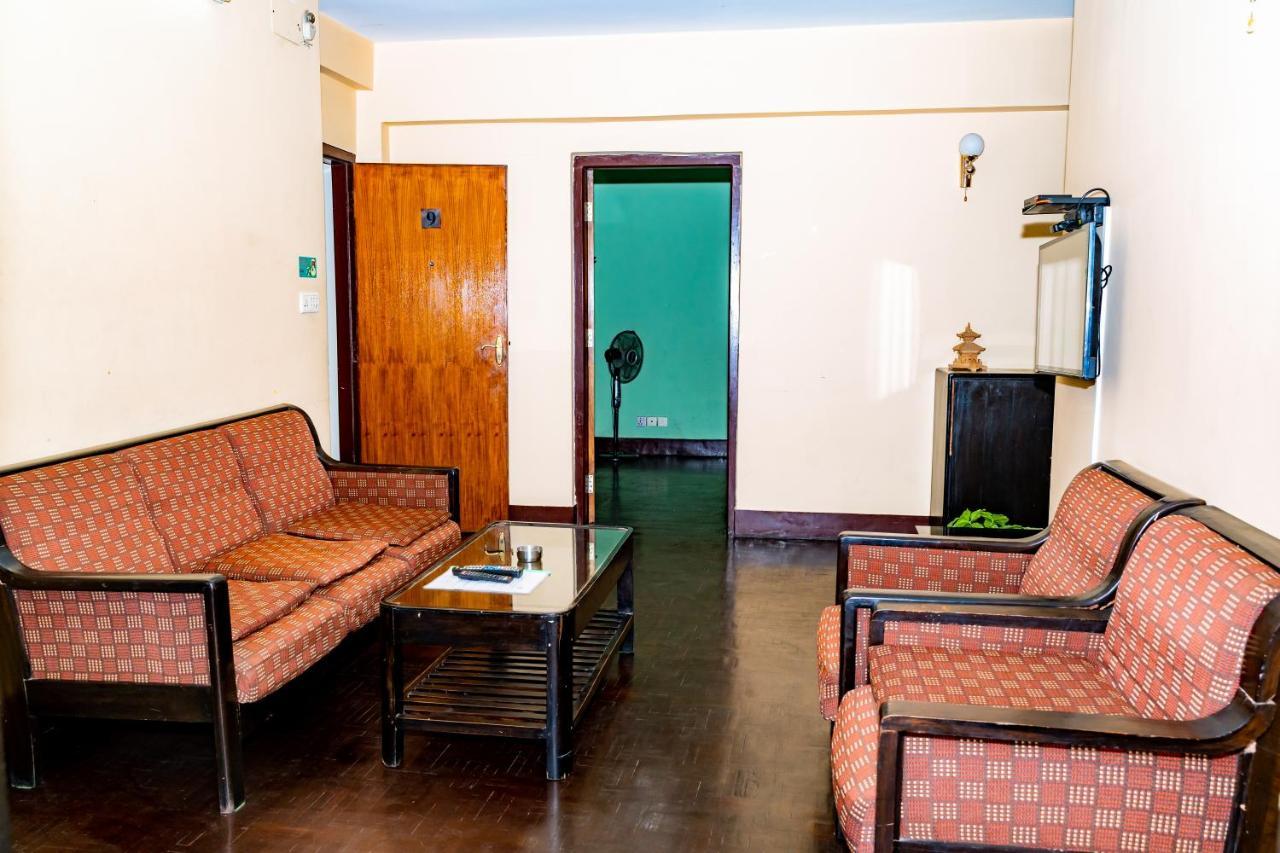 Kbb Hotel And Apartments Hosted By Hostmandu Lalitpur Екстер'єр фото