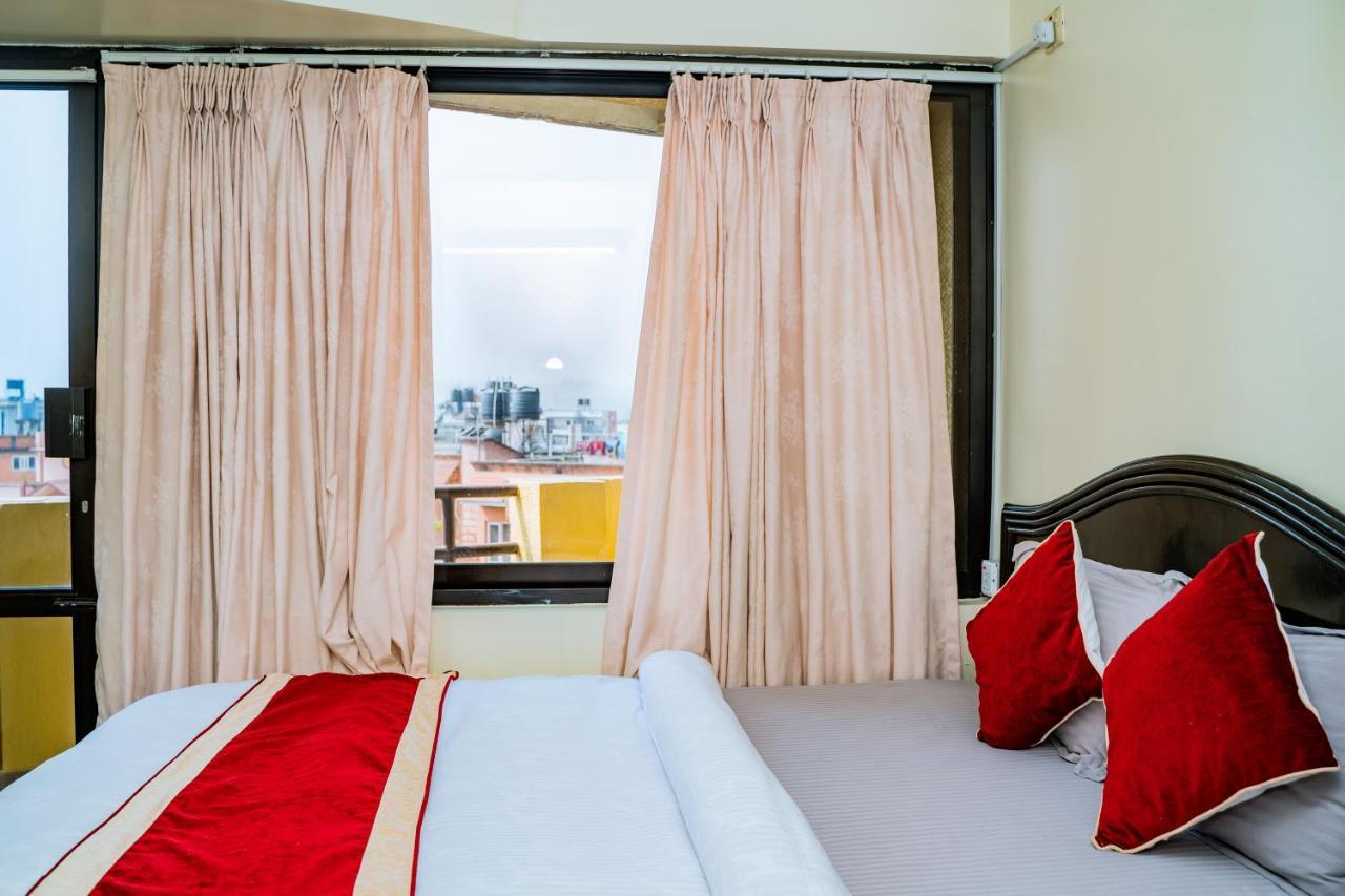Kbb Hotel And Apartments Hosted By Hostmandu Lalitpur Екстер'єр фото
